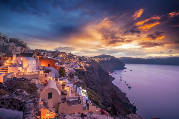 In che modo le soluzioni di AI stanno migliorando la precisione delle previsioni meteorologiche a lungo termine?